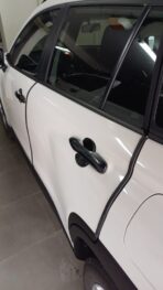 TOYOTA CROSS -  DOOR HANDLE BOWL CARBON LOOK - Image 3