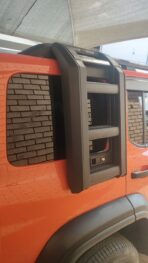 TANK 300 - ROOF RACK AND LADDER NOT OEM PRODUCT - Image 2