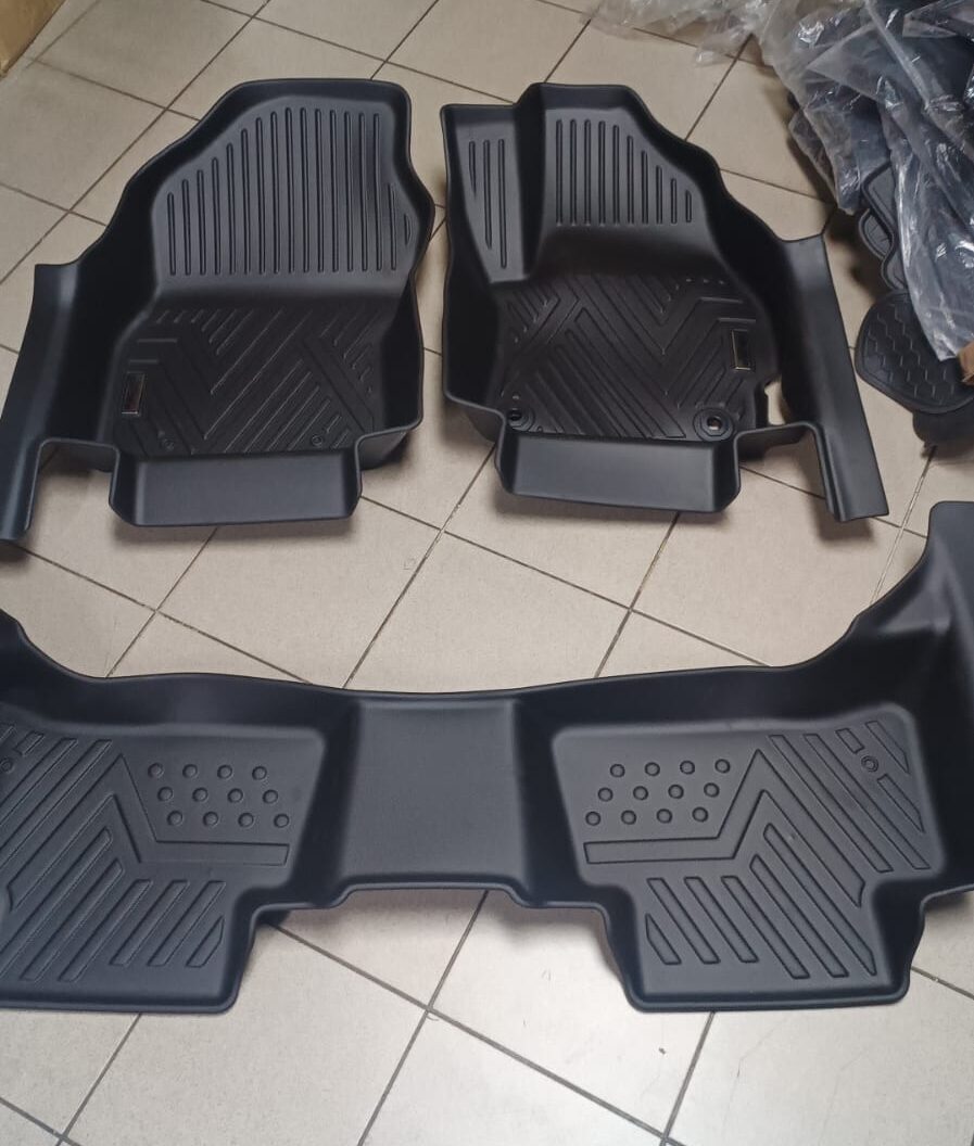 CROSS FLOOR MAT TOYOTA CROSS 2021 > 2026 - 3D TPE MAT SUITABLE FOR GR SPEC - Image 1