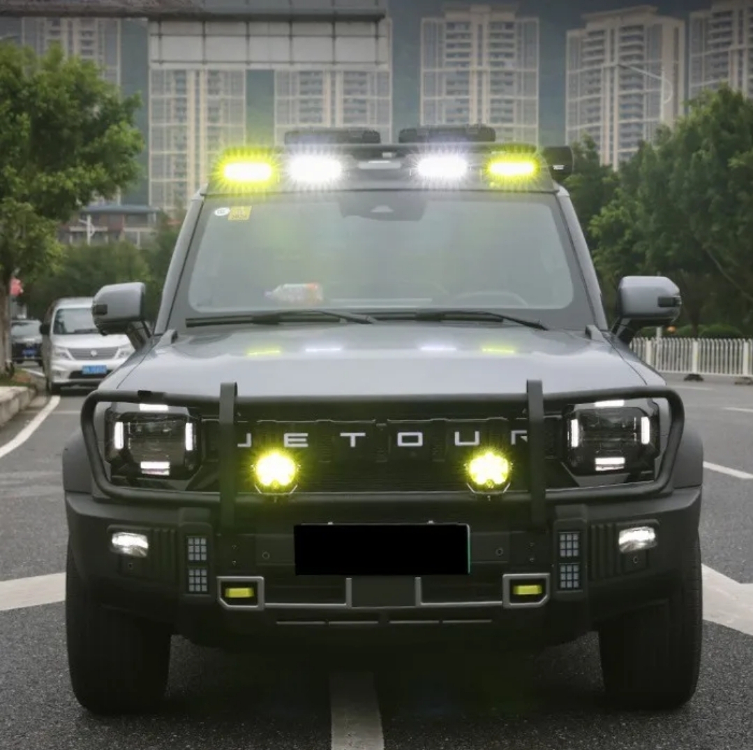 T2 ROOF LIGHT MAT JETOUR T2 - 4 POD MATT ROOF LIGHT - Image 1